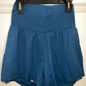 HALARA gym/tennis skirt - size S